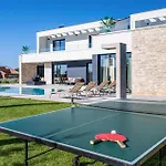 בית נופש Lovely In Anzici With Sauna *